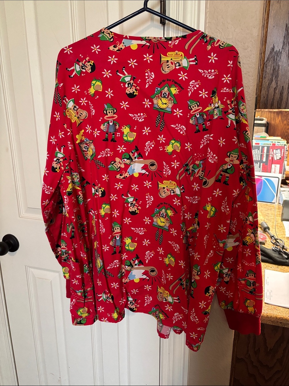 Red Nutcracker Print Button-Front Scrub jacket - Picture 6 of 6
